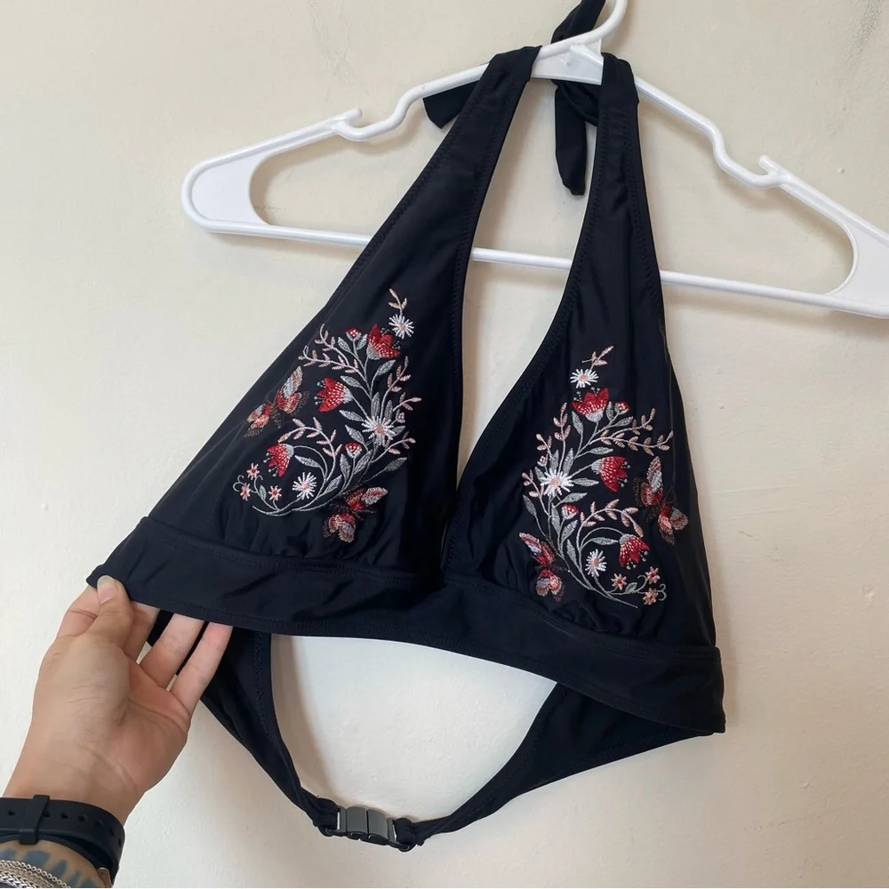 Disturbia Black Floral Bikini - Picture 4 of 10